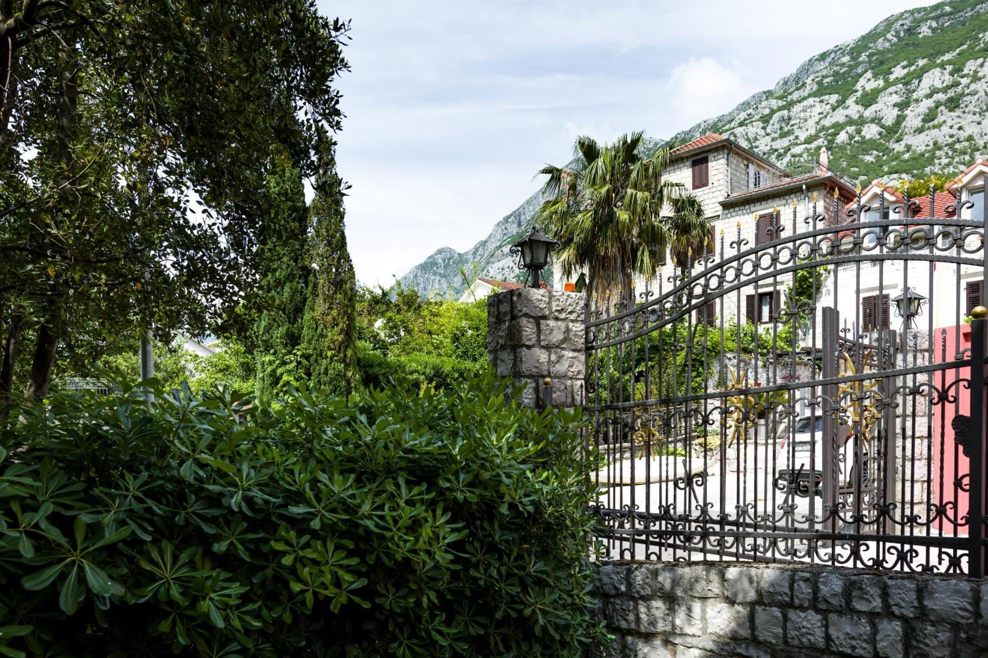 Andrea Lux Apartman Kotor Kültér fotó
